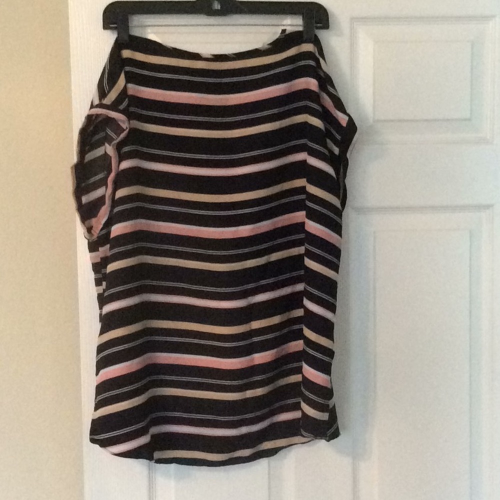Shirt - Picture 2 of 2